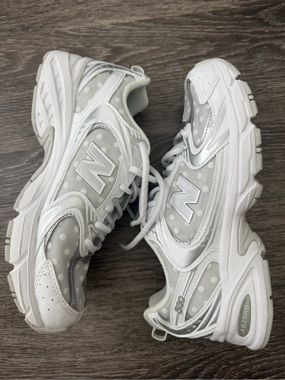 New Balance 530 polka dot Sneakers